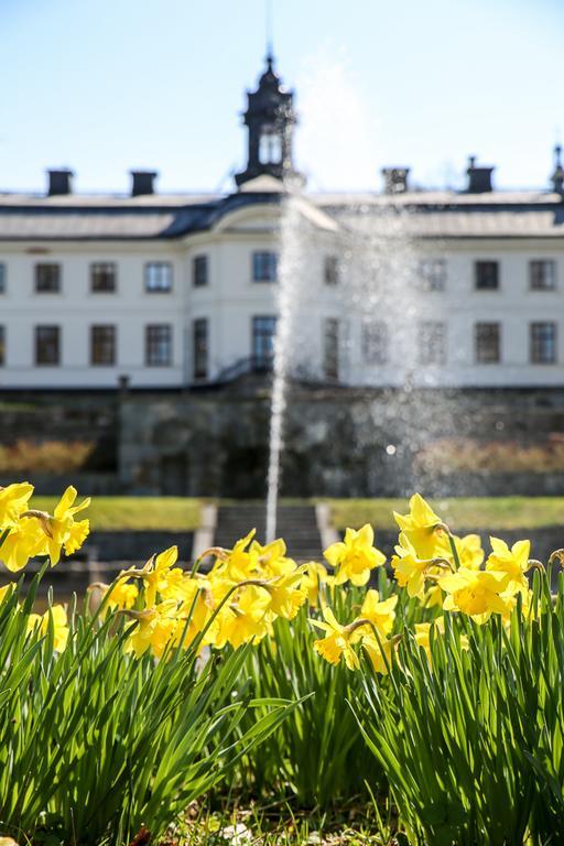 Kaggeholms Slott Acomodação com café da manhã Ekerö Exterior foto